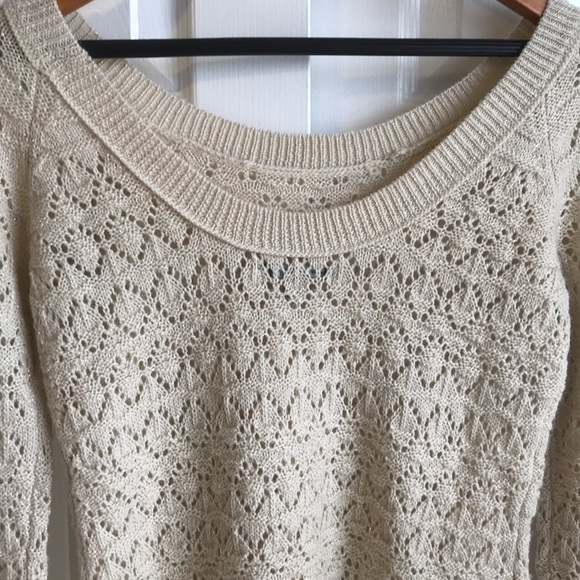 NEW AMERICAN EAGLE SWEATER - Picture 3 of 5